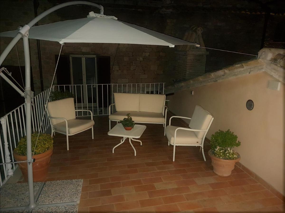 Portica10 Bed & Breakfast Assisi Bagian luar foto