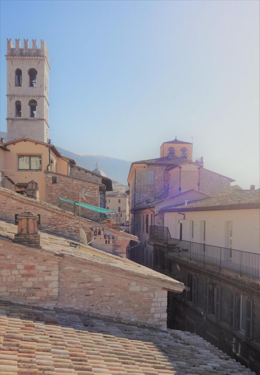 Portica10 Bed & Breakfast Assisi Bagian luar foto