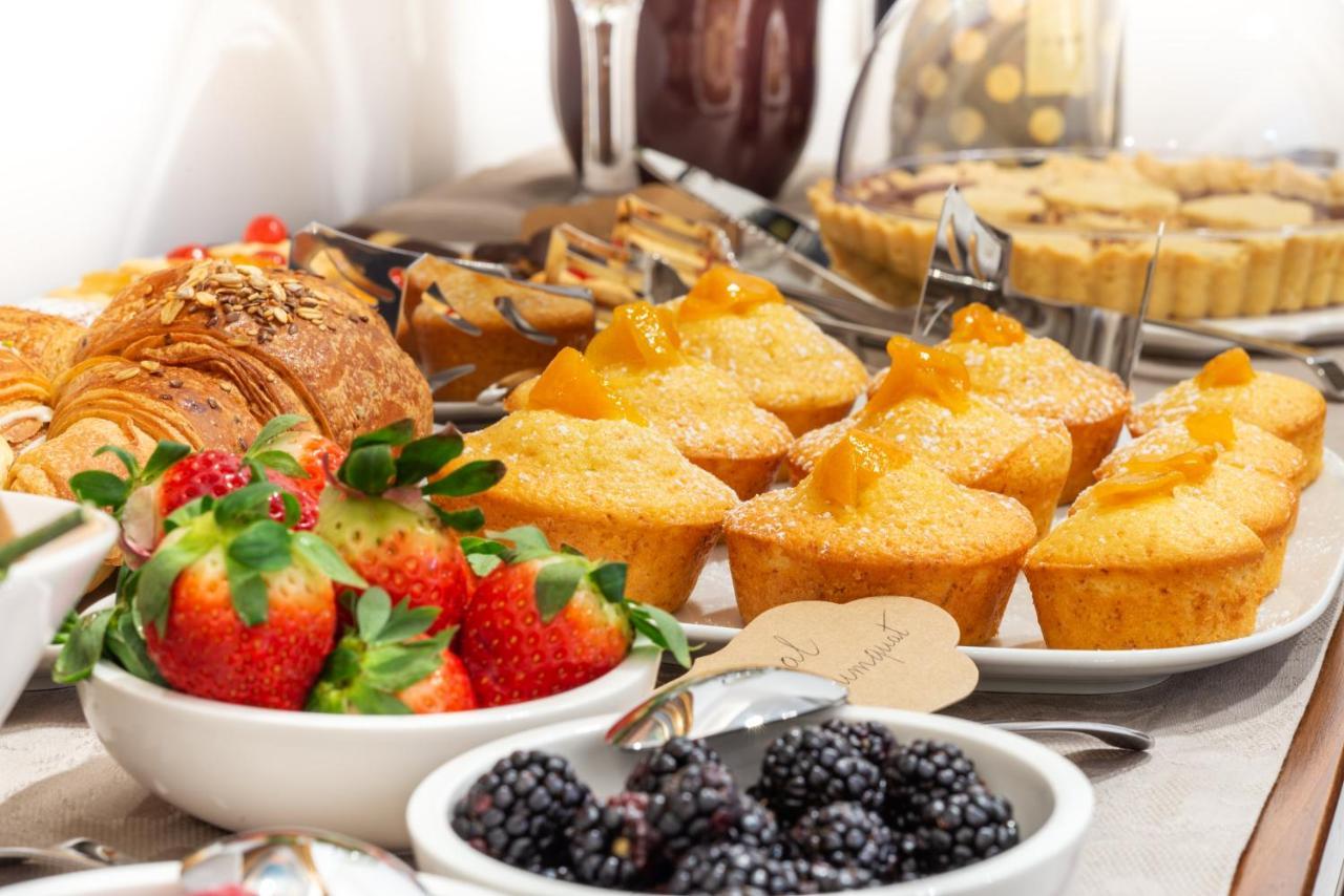 Portica10 Bed & Breakfast Assisi Bagian luar foto