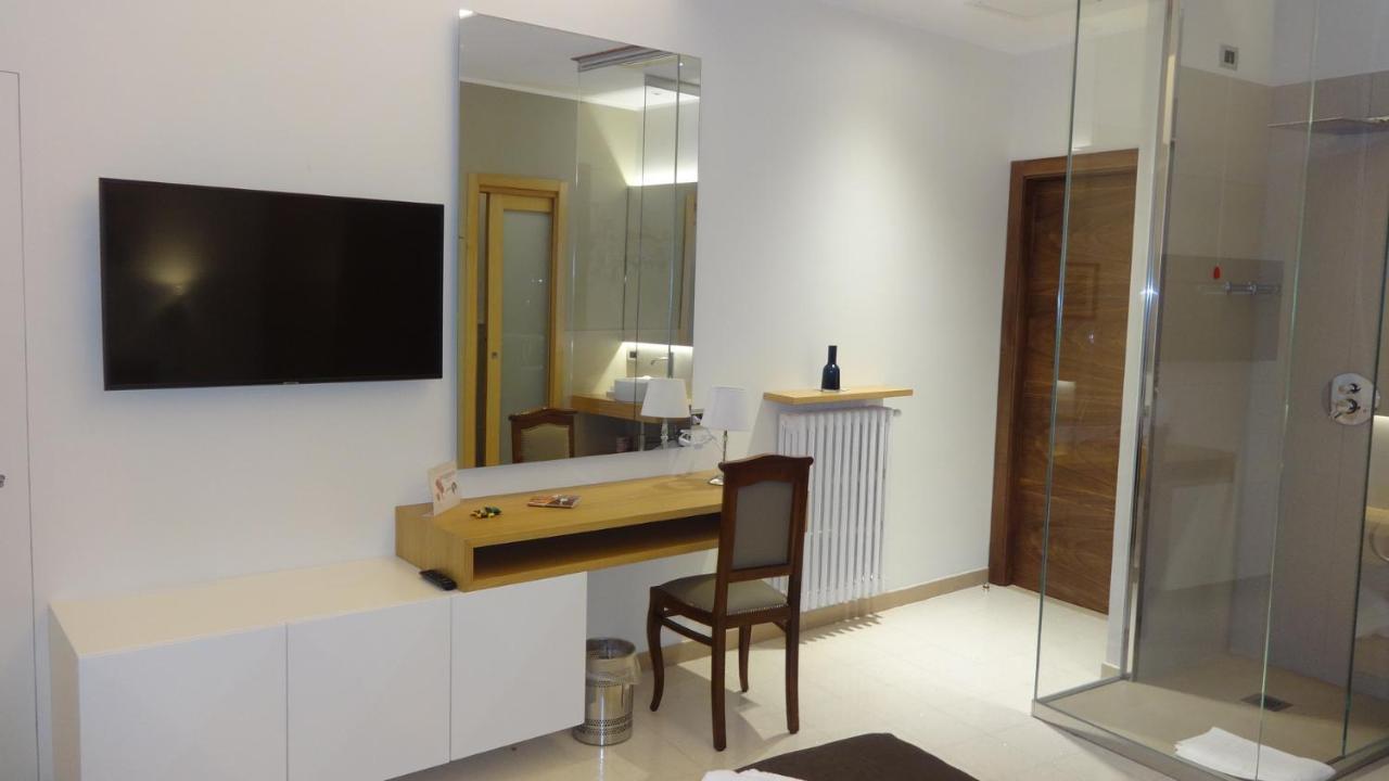 Portica10 Bed & Breakfast Assisi Bagian luar foto