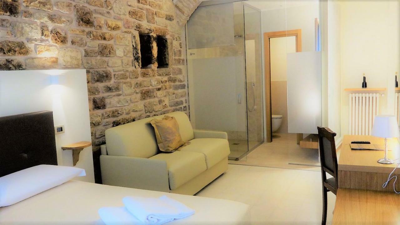 Portica10 Bed & Breakfast Assisi Bagian luar foto