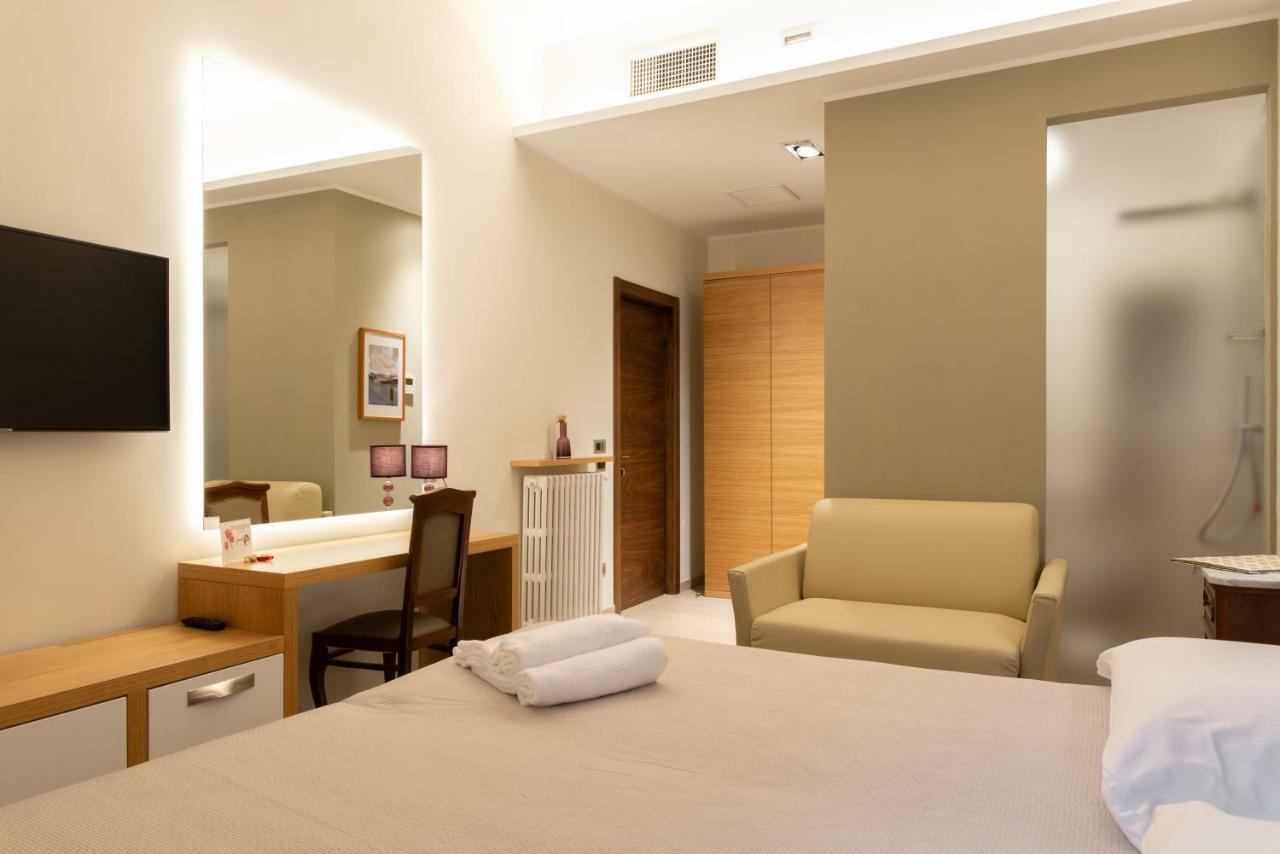 Portica10 Bed & Breakfast Assisi Bagian luar foto